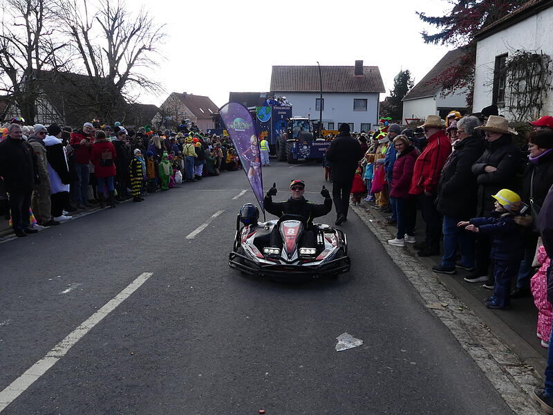 Faschingsumzug 2026Die sch&ouml;nsten Bilder des Faschingsumzug Ebenhausen 2026