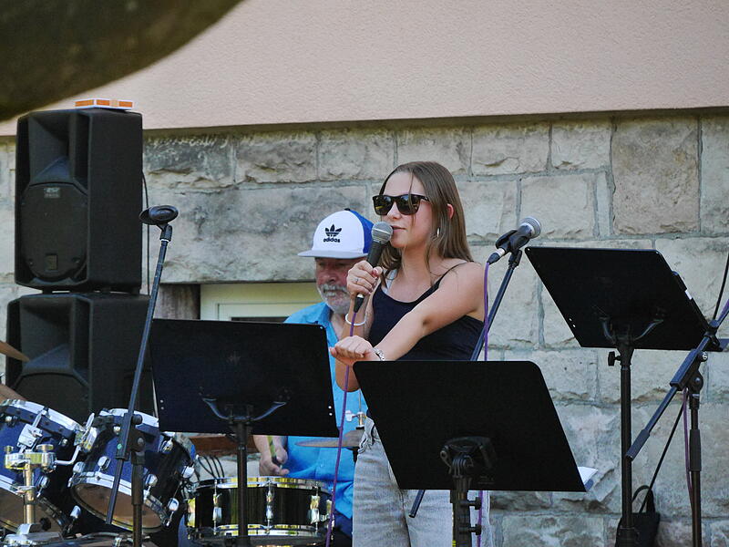 PicknickdeckenkonzertPicknickdeckenkonzert Musik an der Sinn in Bad Brückenau