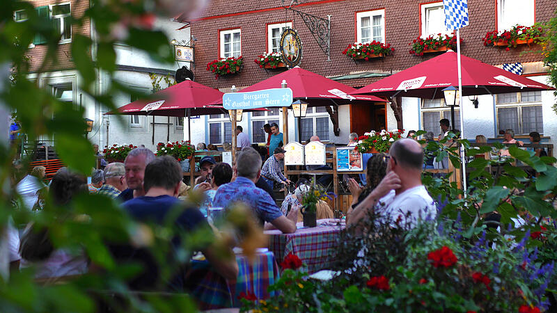 Impression vom Altstadt-Weinfest in Bad Brückenau Impression vom Altstadt-Weinfest in Bad Brückenau