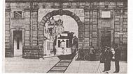 Die Stadtbahn auf der Fahrt durch das Nürnberger Tor in Richtung Süden. Solche Pläne wurden Anfang des 20. Jahrhunderts ernsthaft im Erlanger Stadtmagistrat diskutiert. Der Erste Weltkrieg machte dem dann ein Ende. Die Stadtbahn auf der Fahrt durch das Nürnberger Tor in Richtung Süden. Solche Pläne wurden Anfang des 20. Jahrhunderts ernsthaft im Erlanger Stadtmagistrat diskutiert. Der Erste Weltkrieg machte dem dann ein Ende.