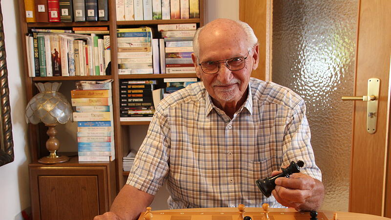 Günter Lossa und sein Königreich.
