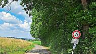 Die Straße zwischen Mittelehrenbach und Dobenreuth ist in einem schlechten Zustand. Thomas Weichert Die Straße zwischen Mittelehrenbach und Dobenreuth ist in einem schlechten Zustand. Thomas Weichert