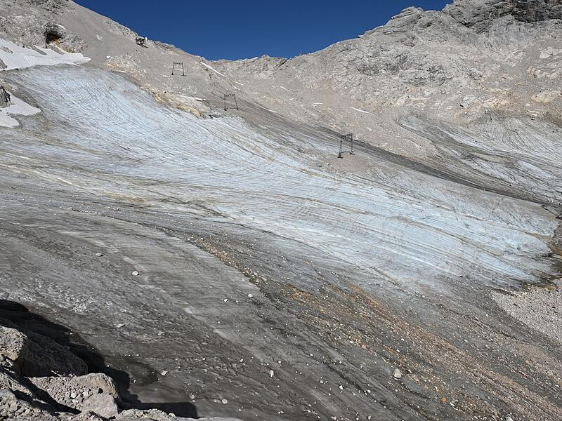 Schmelzender Gletscher auf der Zugspitze