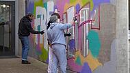Das Graffitiprojekt wurde von den K&uuml;nstlern Julian Golkowsky und Massimiliano Ehmann umgesetzt.