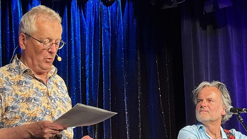 Tom Haydn (r.) und Helmut Haberkamm sind im Erlanger Theater Fifty-Fifty aufgetreten. Tom Haydn (r.) und Helmut Haberkamm sind im Erlanger Theater Fifty-Fifty aufgetreten.