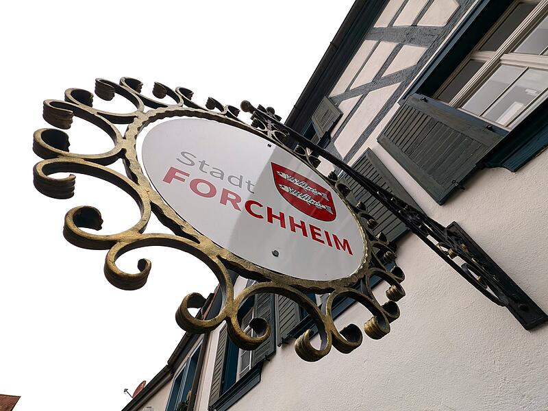 Forchheim ist 2026 bei der Gewerbesteuer deutlich im Plus, dennoch sieht es f&uuml;r das kommende Jahr weiterhin finanziell sehr unsch&ouml;n f&uuml;r die Stadt aus.