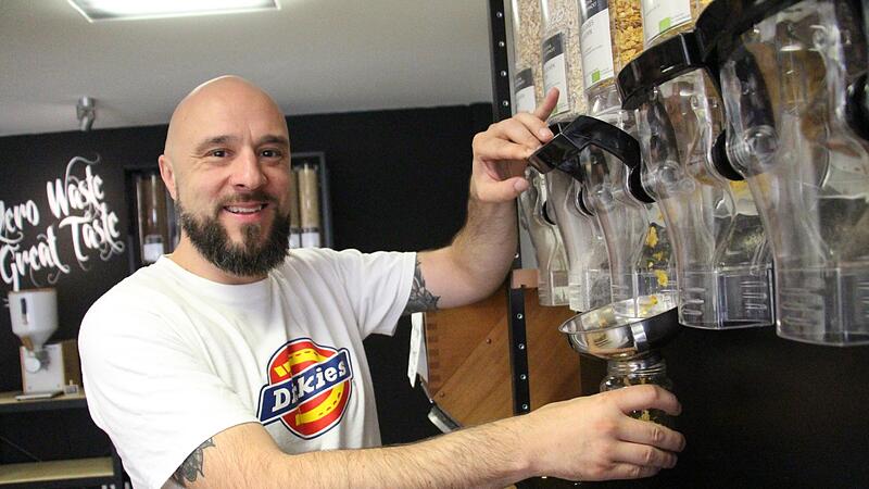 2019 war Thomas Lienhardt bei der Er&ouml;ffnung des Unverpacktladens in Erlangen noch optimistisch.