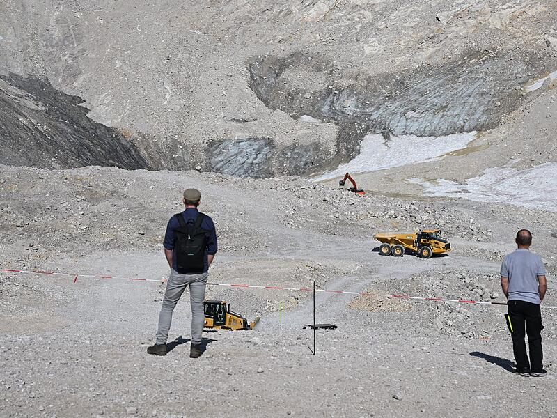 Hitze l&auml;sst Gletscher schrumpfen