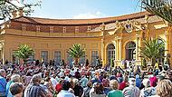 Auch vor der Orangerie im Schlossgarten von Erlangen fanden Veranstaltungen statt.