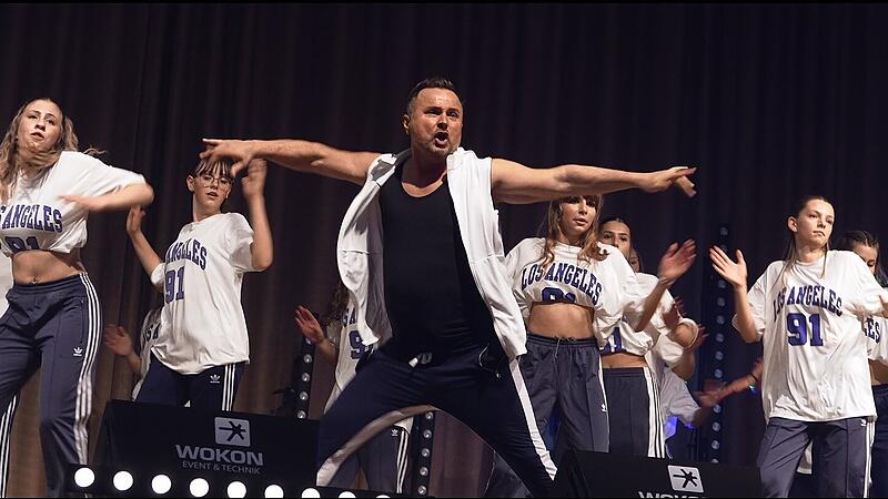 Forchheimer Boygroup-Sänger Huso Bajric organisiert am 3. Mai eine BenefizveranstaltungForchheim & Fränkische Schweiz Forchheimer Boygroup-Sänger Huso Bajric organisiert am 3. Mai eine Benefizveranstaltung.