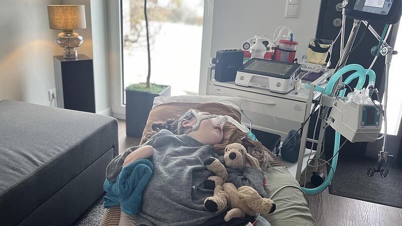 Am ersten Adventssonntag ist Erik in sein eigenes, neues Zimmer bei den Wahls in Himmelkron eingezogen.