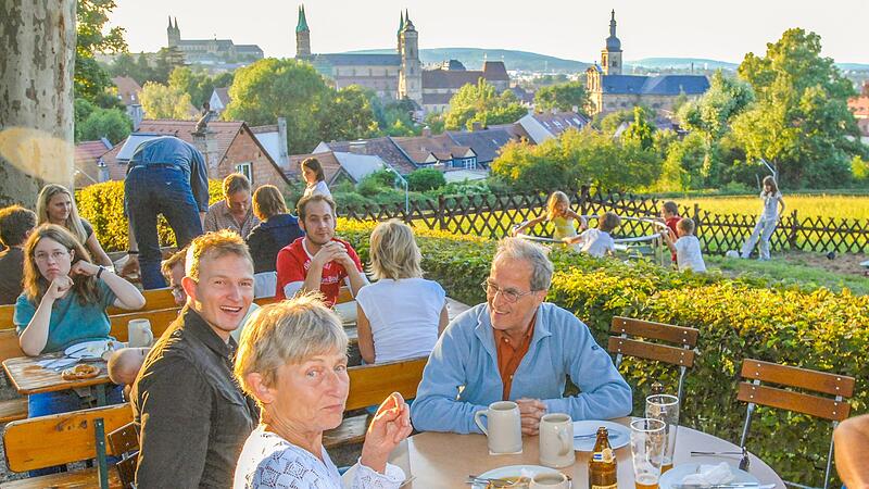 Fr&ouml;hliches Treiben auf dem Bamberger Spezi-Keller.