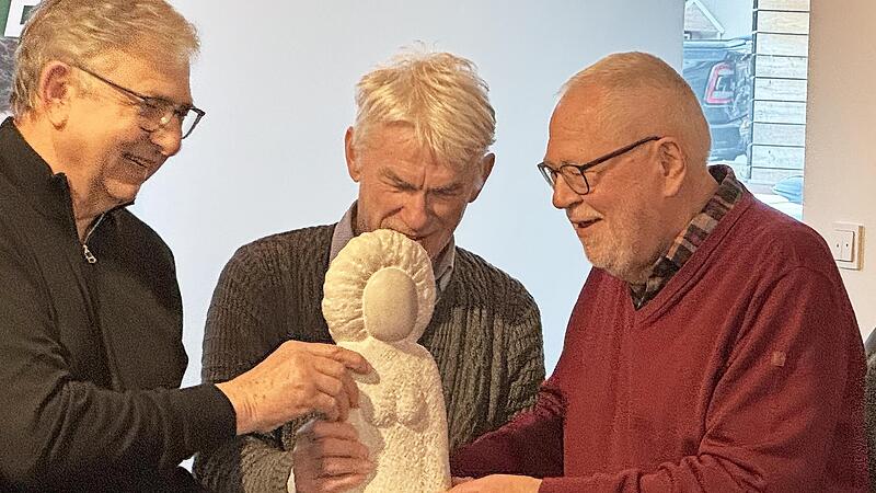 Rudi Weber, Wolfgang Seitz und Konrad Eitel (von links) von der Fl&uuml;chtlingsbetreuung Herzogenaurach.