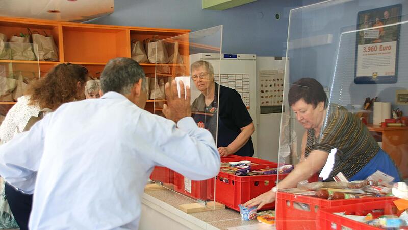 Das Kulmbacher Tafel-Team versorgt zwei mal pro Woche Bed&uuml;rftige.
