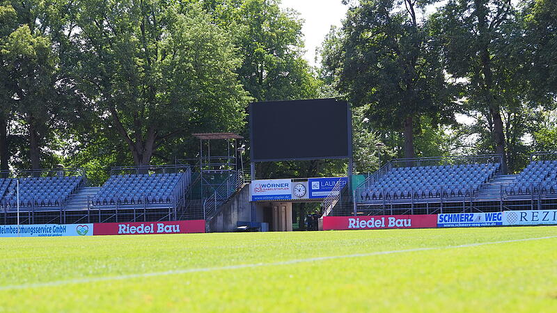 Heimspiel-Premiere in der Riedelbau Arena im Sachs-Stadion
