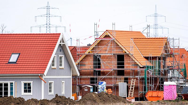 Die Zahl der Baugenehmigungen steigt. Aber sie tut es zu langsam. Es reicht nicht aus, um die Wohnungsnot effektiv und schnell zu bek&auml;mpfen.