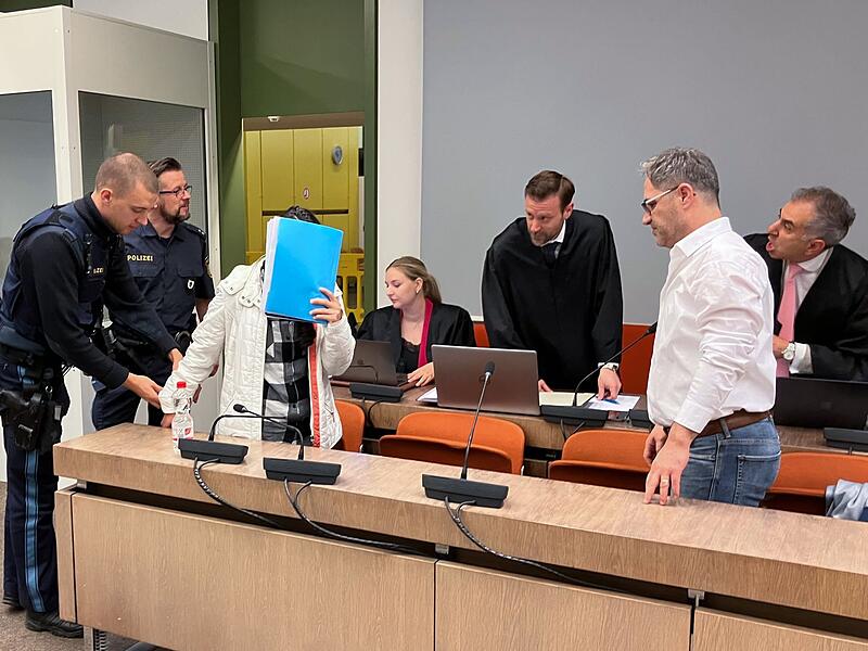 Prozess wegen Versklavung jesidischer Mädchen