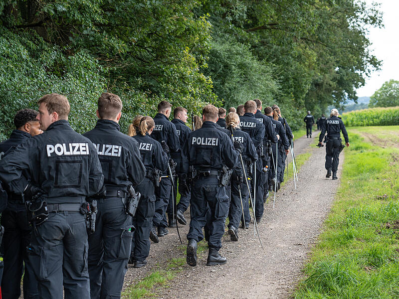 Polizei geht bei Vermisstensuche von Gewaltverbrechen aus: Mann wegen des Verdachts des Totschlags verhaftetVermisstenfall Bammersdorf Polizei geht bei Vermisstensuche von Gewaltverbrechen aus: Mann wegen des Verdachts des Totschlags verhaftetVermisstenfall Bammersdorf