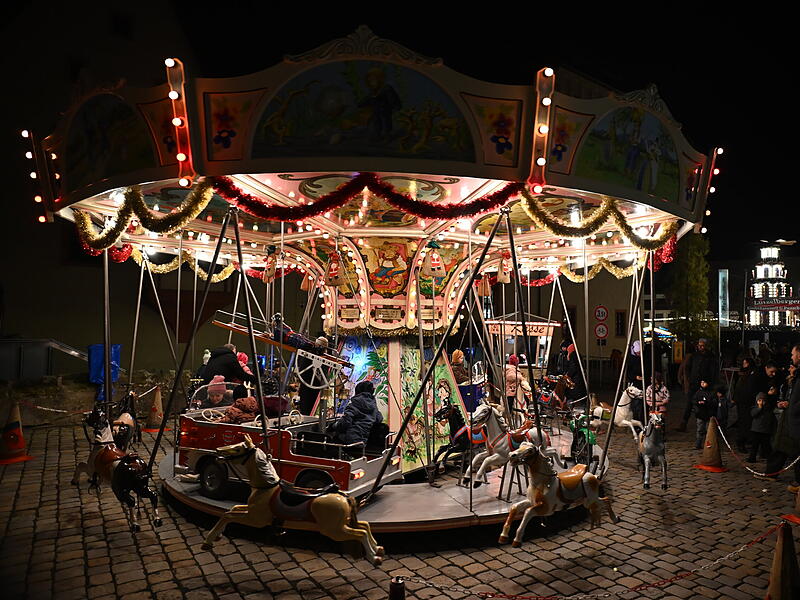Der Forchheimer Weihnachtsmarkt 2024 ist eröffnet.Eröffnung Weihnachtsmarkt Forchheim 2024 Der Forchheimer Weihnachtsmarkt 2024 ist eröffnet.