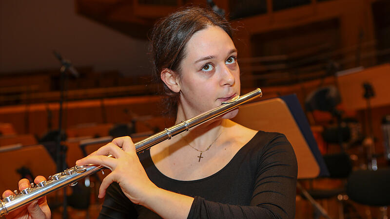 Alexandra ForstnerAlexandra Forstner Alexandra ForstnerAlexandra Forstner