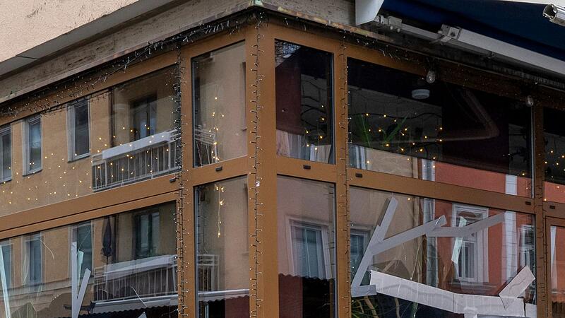 Vorfall an israelischem Restaurant - Fenster beschädigt Vorfall an israelischem Restaurant - Fenster beschädigt