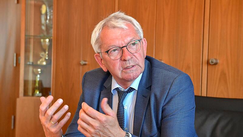 Johann Kalb weist die Vorwürfe der Grünen zurück.