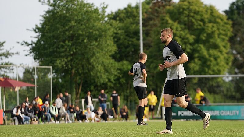 Wenn er auf dem Feld steht, wird es f&uuml;r den Gegner gef&auml;hrlich: Stefan M&uuml;ller ist Toptorsch&uuml;tze der A-Klasse 6 Erlangen-Pegnitzgrund.