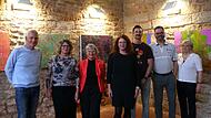 Paul Kemmer (von links), Heidi Lauter, Eva Feichtinger, Katja Then, Christian Horras, Stephan Mundi und Museumsleiterin Annette Späth im Ausstellungsraum. Paul Kemmer (von links), Heidi Lauter, Eva Feichtinger, Katja Then, Christian Horras, Stephan Mundi und Museumsleiterin Annette Späth im Ausstellungsraum.