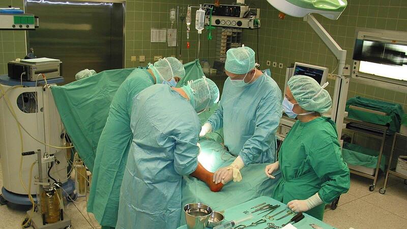 Die finanzielle Schieflage der Kliniken bringt den Landkreis aus dem Gleichgewicht &ndash; und mit ihm die Gemeinden.