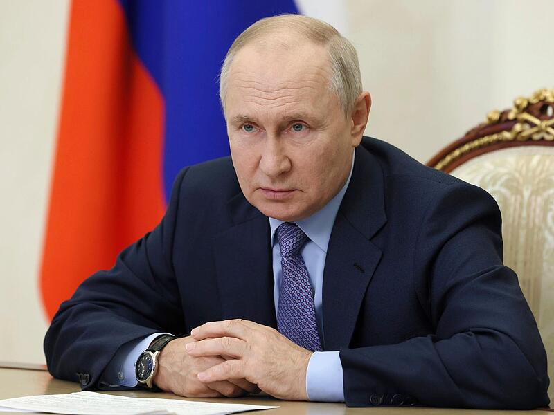 Hat den Krieg gegen die Ukraine begonnen: Wladimir Putin. Hat den Krieg gegen die Ukraine begonnen: Wladimir Putin.