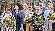 Auf dem Foto von links: Anna Pesce, Patricia Trompeter, Dorothea Deeg, Jadwiga Deeg, Ingrid Halbig, Inge Kleinhenz, Prof. Dr. Deeg, Dr. Susanne Brunner, Jana Renninger.
