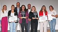 And the Winner is… Die Siegerehrung beim Wettbewerb für Azubi-Videos des Landkreises (von links): Natalia Spieß, Yana Kovalenko, Mathias Axmann, Jenny Staroske, Franzi Bauersachs, Sina Weiß und Rebecca Stephan.