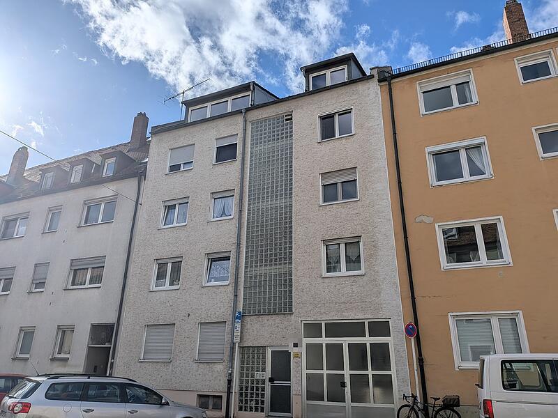 In diesem Haus in der G&ouml;nnerstra&szlig;e wird eine Wohnung zwangsversteigert.