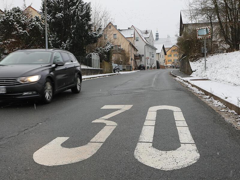 Die  Kommunen im Landkreis Forchheim haben das Thema h&ouml;chst unterschiedlich auf dem Schirm (hier G&ouml;&szlig;weinstein).Forchheim & Fr&auml;nkische Schweiz