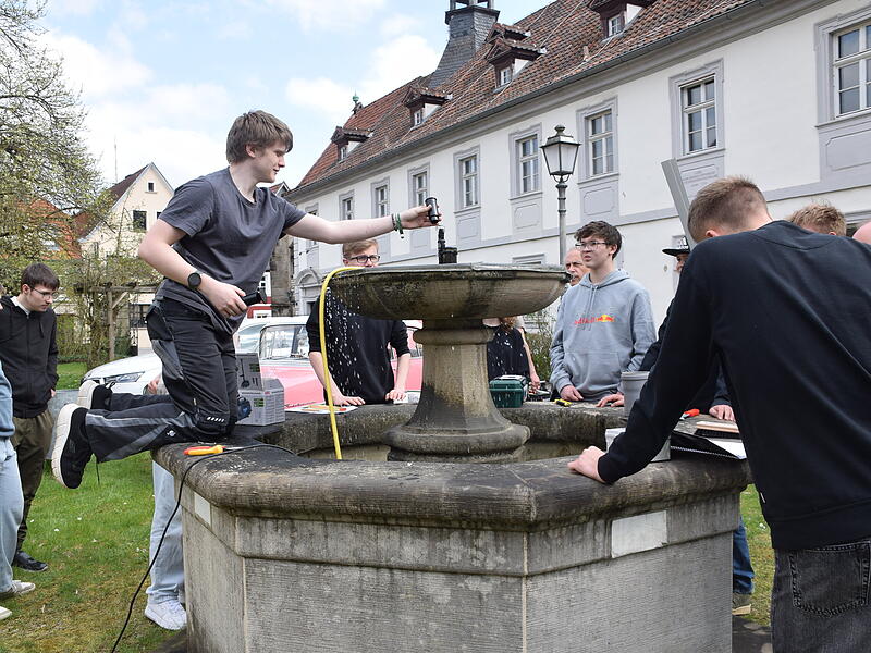 Kronach leuchtet 2026: Sch&uuml;lerprojekt l&auml;sst Brunnen wieder sprudeln