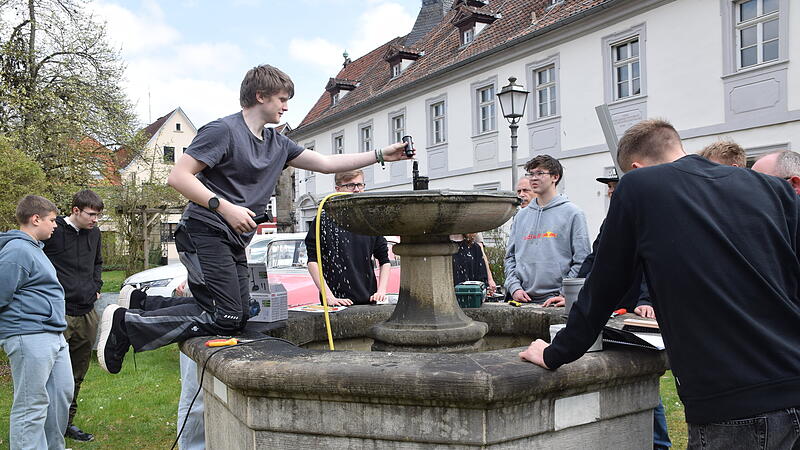 Kronach leuchtet 2026: Sch&uuml;lerprojekt l&auml;sst Brunnen wieder sprudeln