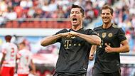 Robert Lewandowski (l) und Leon Goretzka