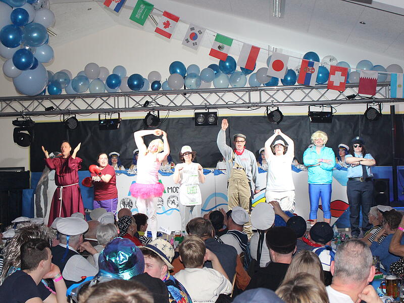 Faschingssitzung in ModlosFaschingssitzung in Modlos Faschingssitzung in Modlos