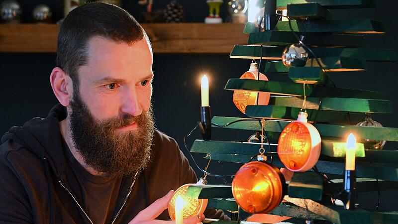 Weihnachtsbaumkugeln aus Simson-Blinkern Weihnachtsbaumkugeln aus Simson-Blinkern