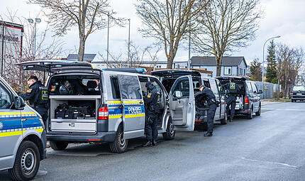 Am Mittwoch, 11. M&auml;rz, ist in der Stra&szlig;e an der Galgenbr&uuml;cke in Baiersdorf ein Gesch&auml;ft bei einem Raub&uuml;berfall &uuml;berfallen worden.