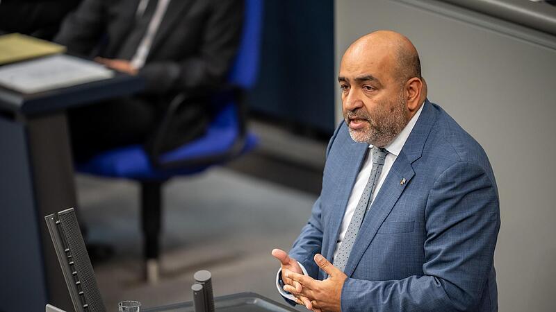 Omid Nouripour (Gr&uuml;ne) spricht.