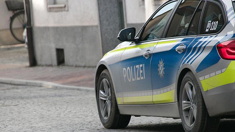 Breiteng&uuml;&szlig;bach: Polizeieinsatz wegen zerkratztem Pfosten -  "aufmerksame Zeugen"