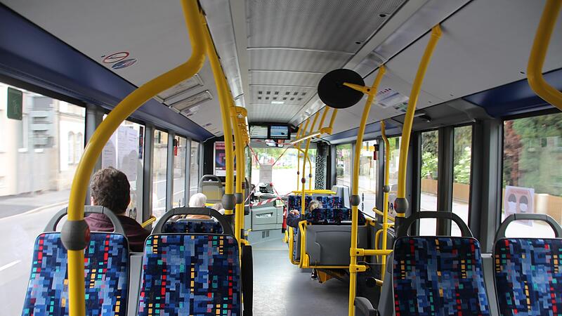 Sollte der Verkehrsverbund Gro&szlig;raum N&uuml;rnberg (VGN) E-Roller in Bussen und Bahnen verbieten, w&uuml;rde dies auch f&uuml;r die Stadtbusse in Coburg gelten.