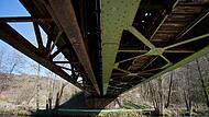 Historische Eisenbahn-Stahlbrücke im Pegnitztal Historische Eisenbahn-Stahlbrücke im Pegnitztal