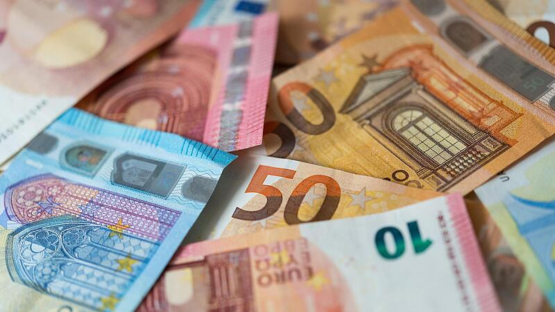 Der st&auml;dtische Haushalt bereitet den  Verantwortlichen im Rathaus Sorgen. F&uuml;r 2023 droht ein dickes Minus.