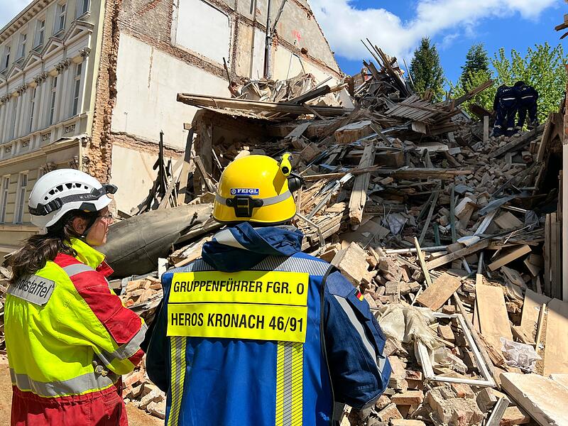 THW Kronach unterstützt nach Hauseinsturz in GörlitzTHW Kronach unterstützt nach Hauseinsturz in Görlitz THW Kronach unterstützt nach Hauseinsturz in GörlitzTHW Kronach unterstützt nach Hauseinsturz in Görlitz