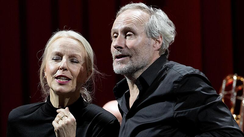 Anne Sofie von Otter und Wolfram Koch boten perfektes Am&uuml;sement mit Zwischent&ouml;nen