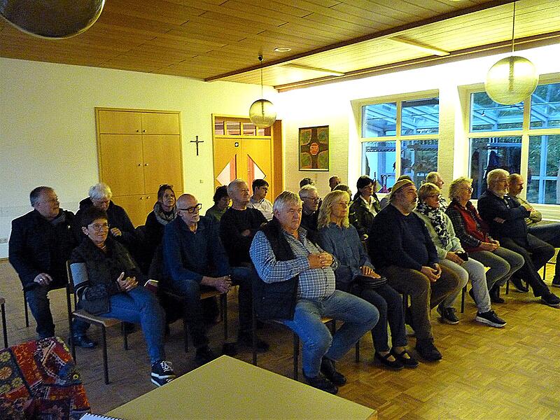 Das Wellnesshotel  in Adelsdorf erregt die Gemüter und sorgt für reges Interesse.