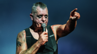 Der Sänger der Band Stahlzeit Heli Reissenweber