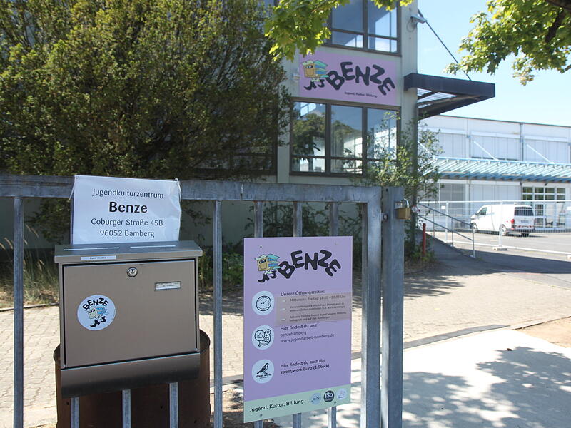 Politisches Kaffeekr&auml;nzchen in der Benze Bamberg
